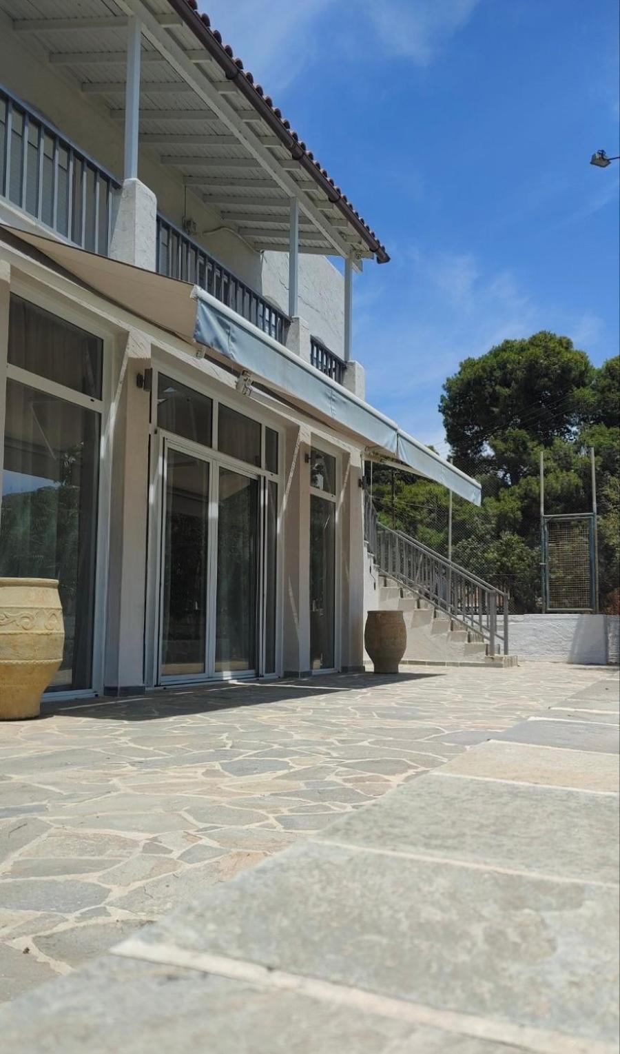 Euphoria Estate 2