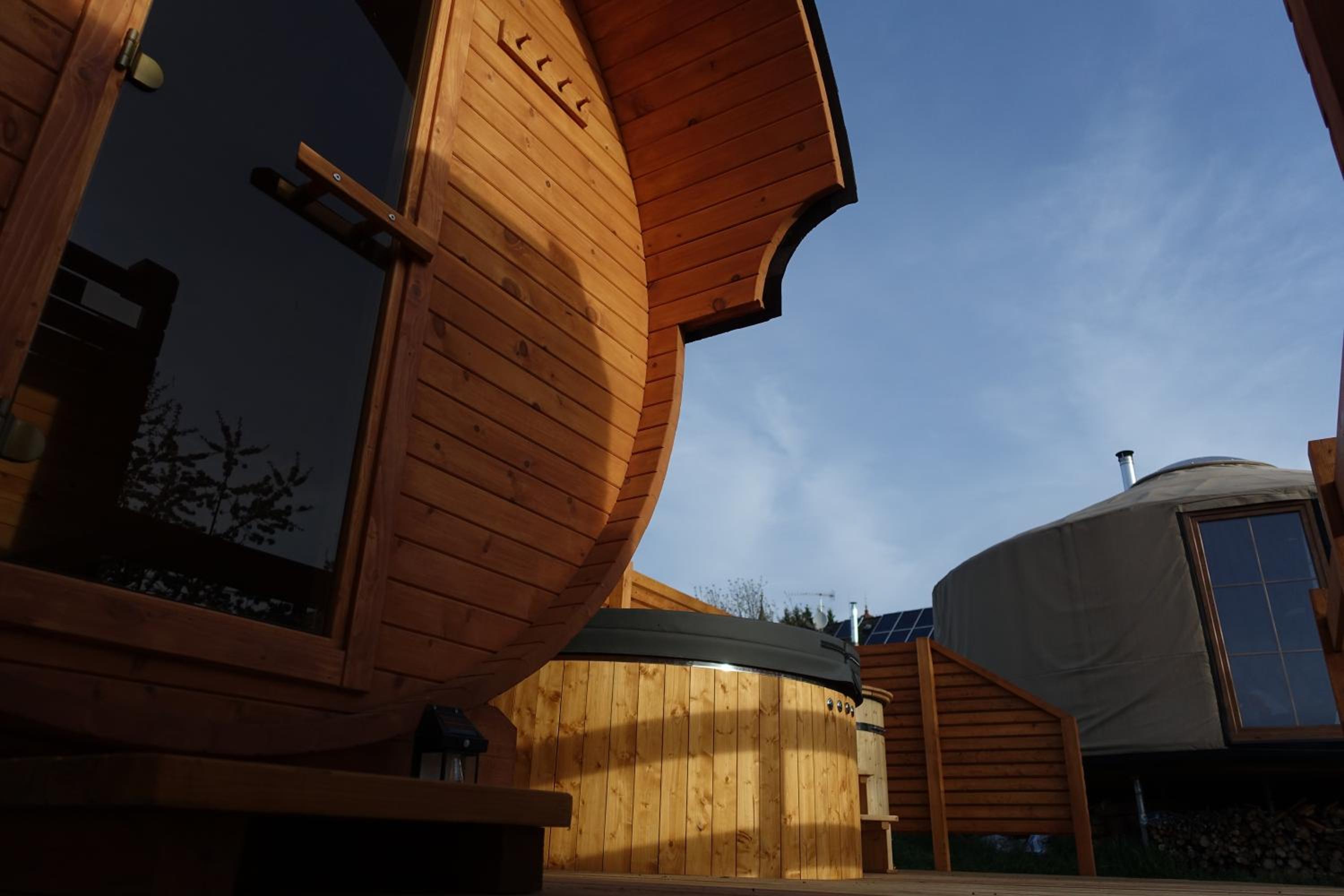 Romantická jurta s wellness Pohoda Relax
