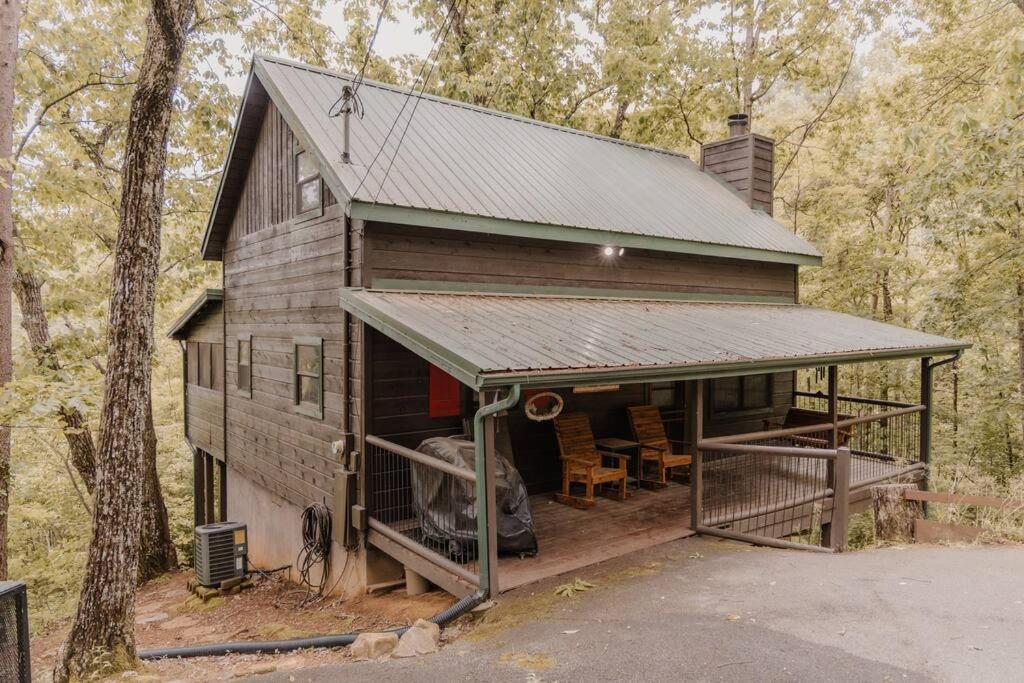 Hotel Misty Mountain Sunrise