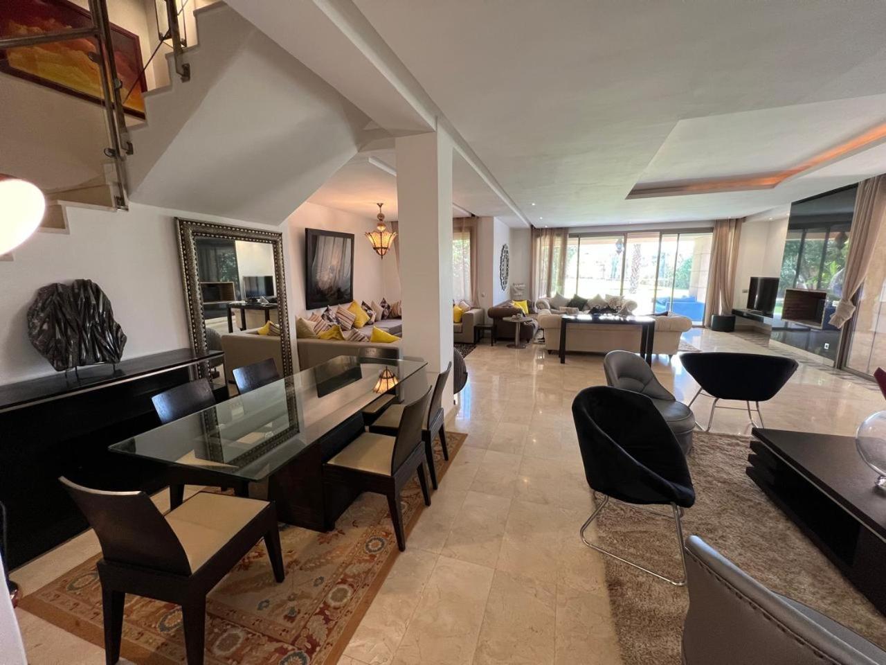 Superbe Villa en plein golf city