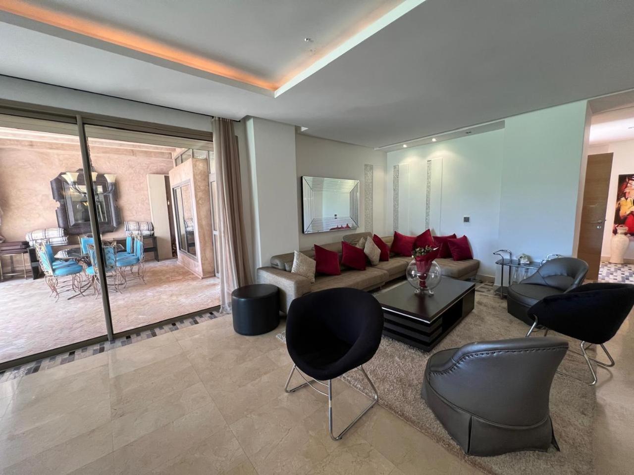 Superbe Villa en plein golf city