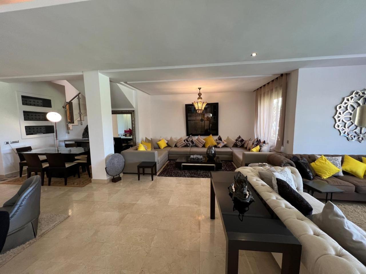 Superbe Villa en plein golf city