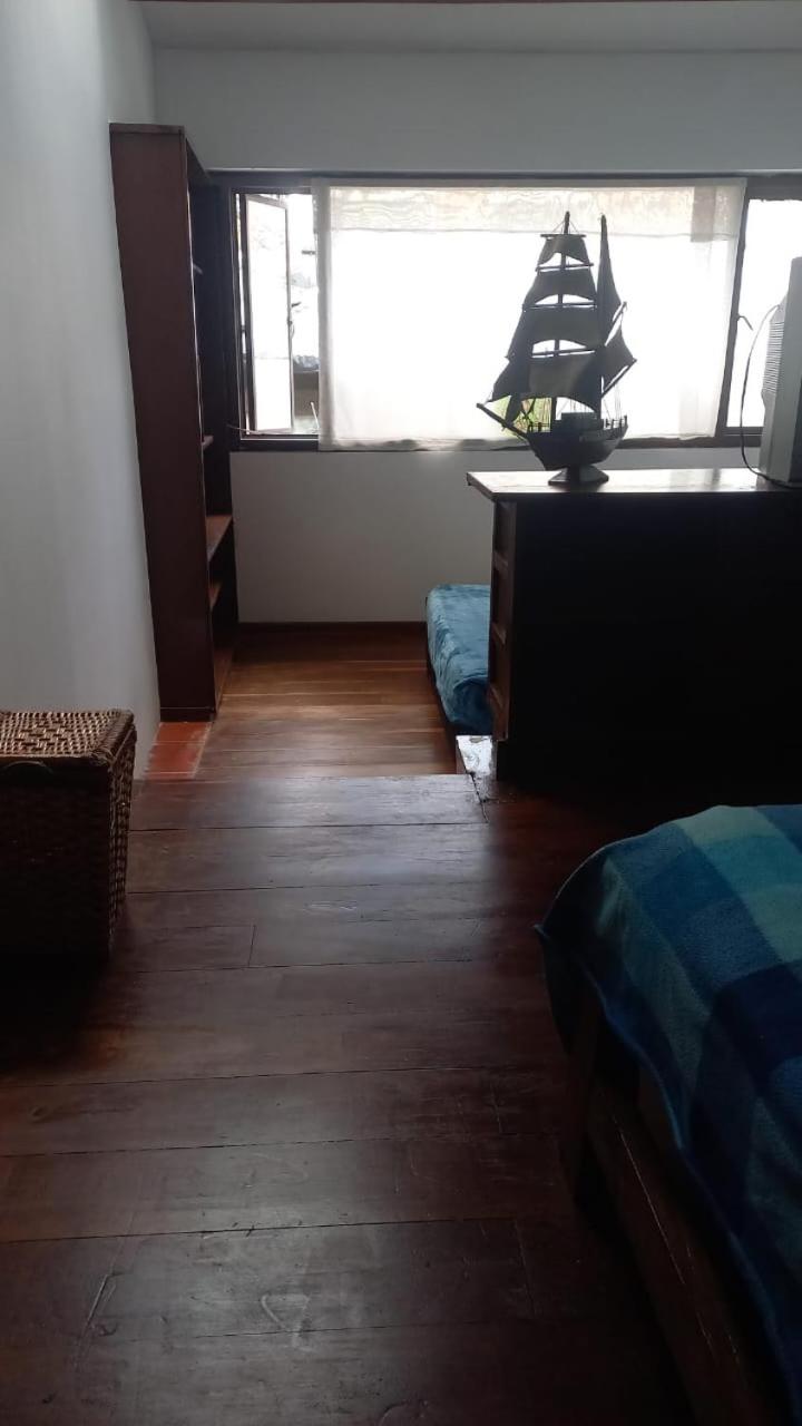 Habitación en Chicó Reservado 13a 98