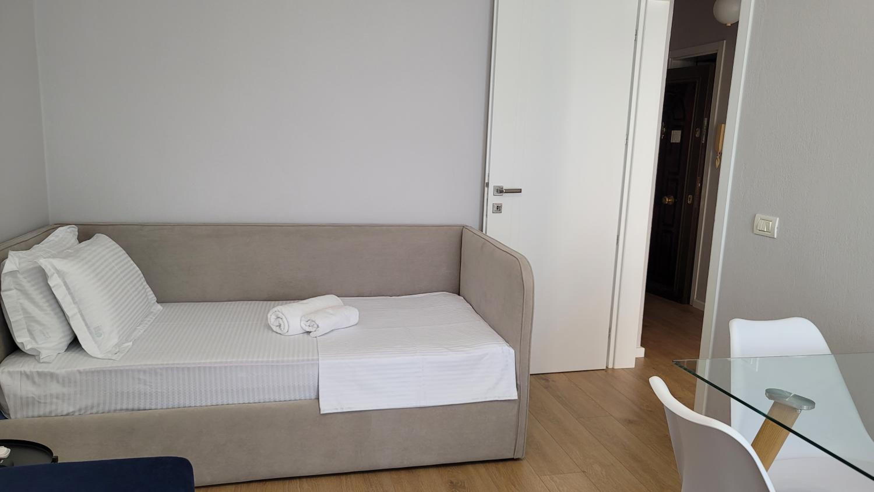 Sea Gate apartment