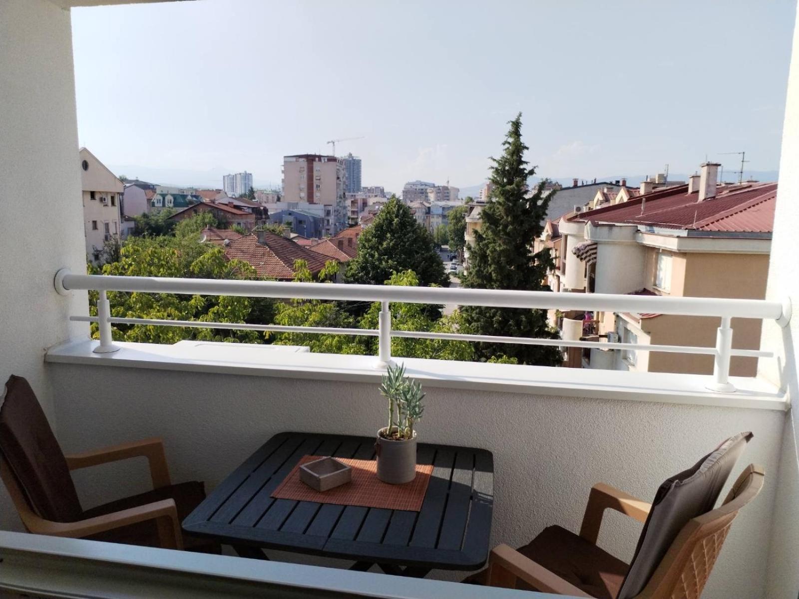 Maya Apartment