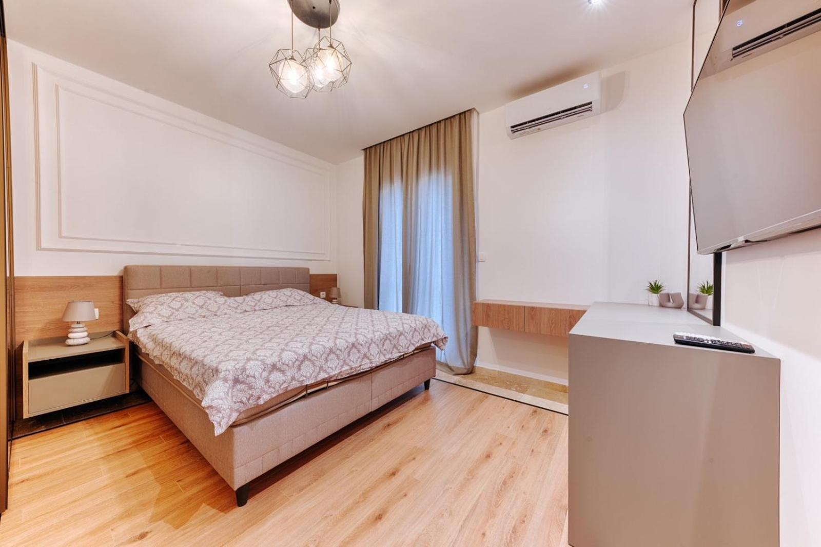 Lux apartman Krstovic