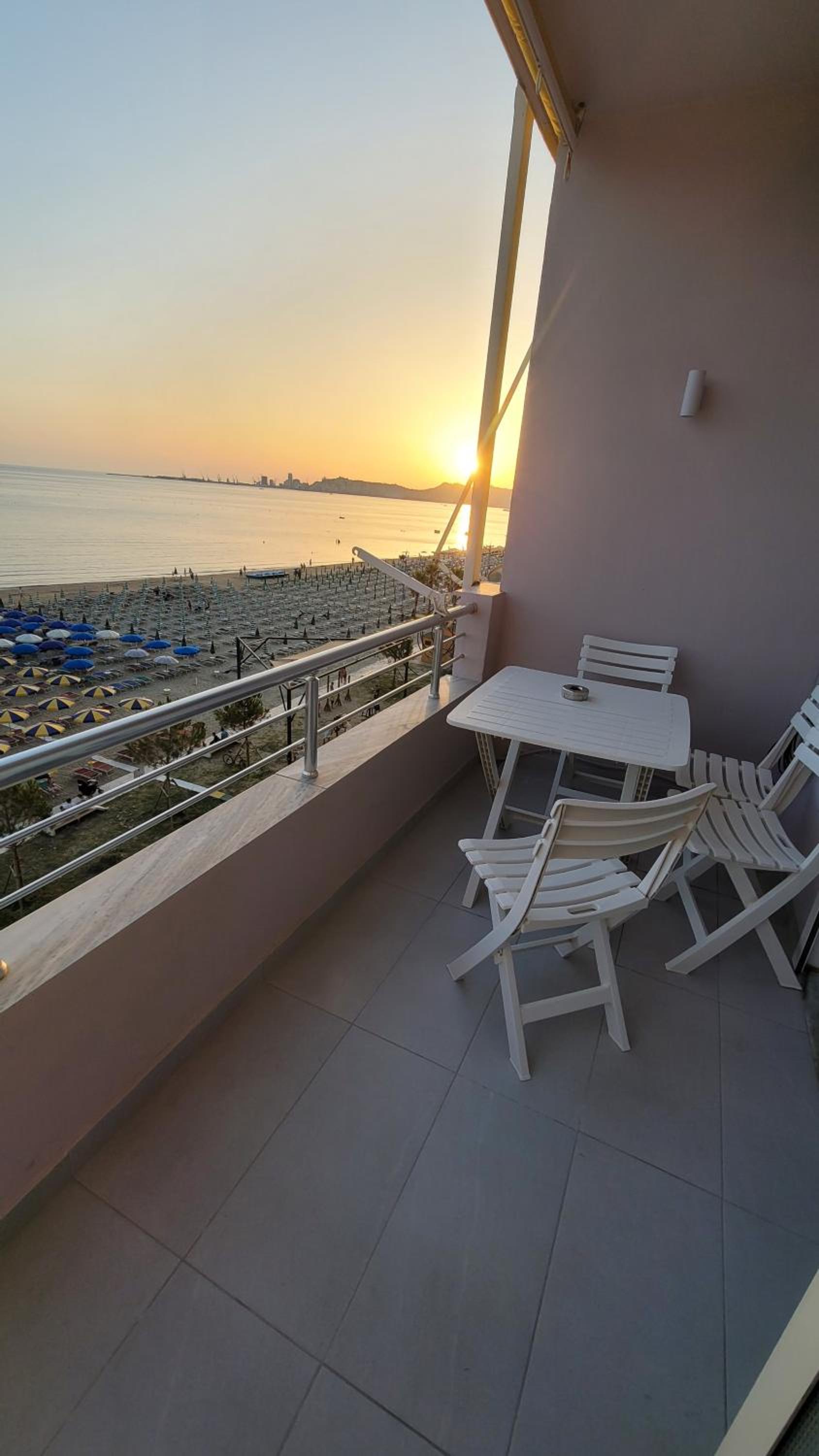Sea Gate apartment