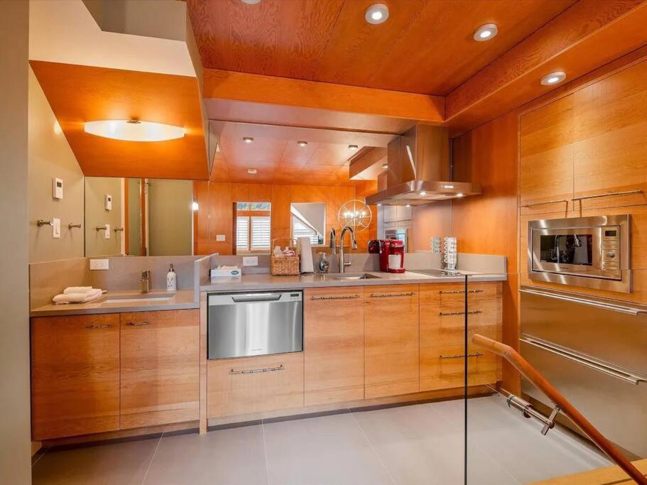 The Nest, Central, Luxury Unit, Free Parking
