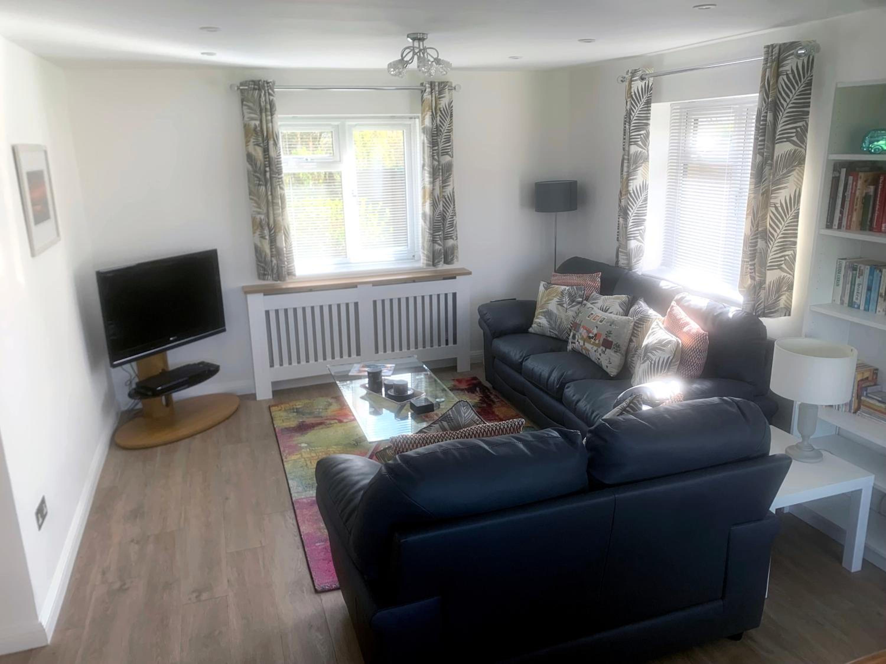 Dog Friendly Cottage with Large Secure Garden, Anneth Lowen, Boscastle view 2