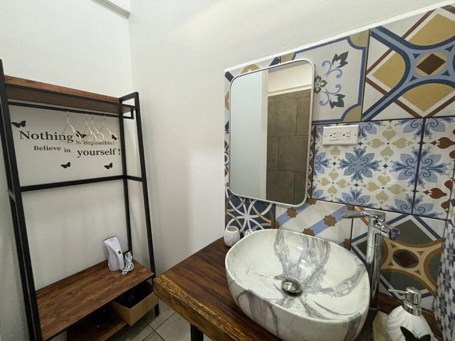 Aparta Studio Jardín Alado