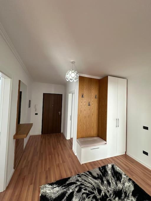 S's Apartament in Tirana