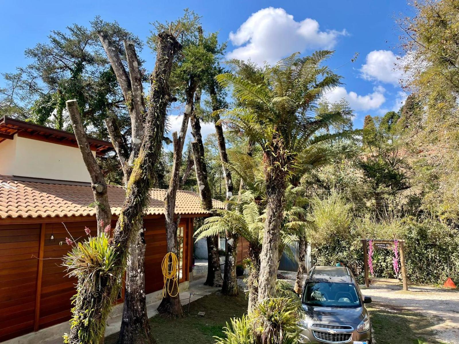 Chale Joia da Serra 3,5 do Centro de Campos do Jordão - Completo