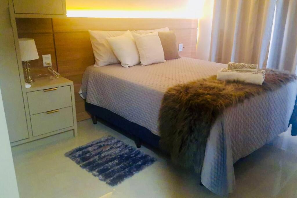 Apartamento novo em Foz, ao lado do Shopping JL