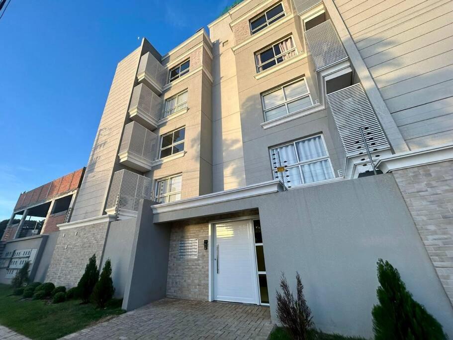 Apartamento novo em Foz, ao lado do Shopping JL