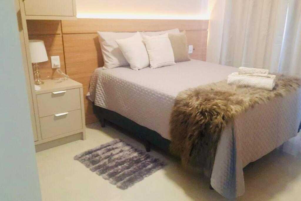 Apartamento novo em Foz, ao lado do Shopping JL