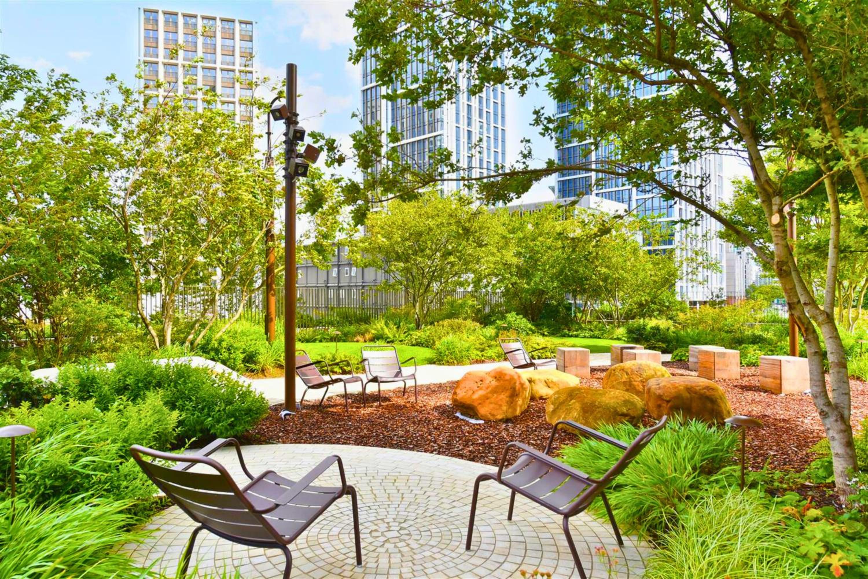 Luxury London Stays - US Embassy