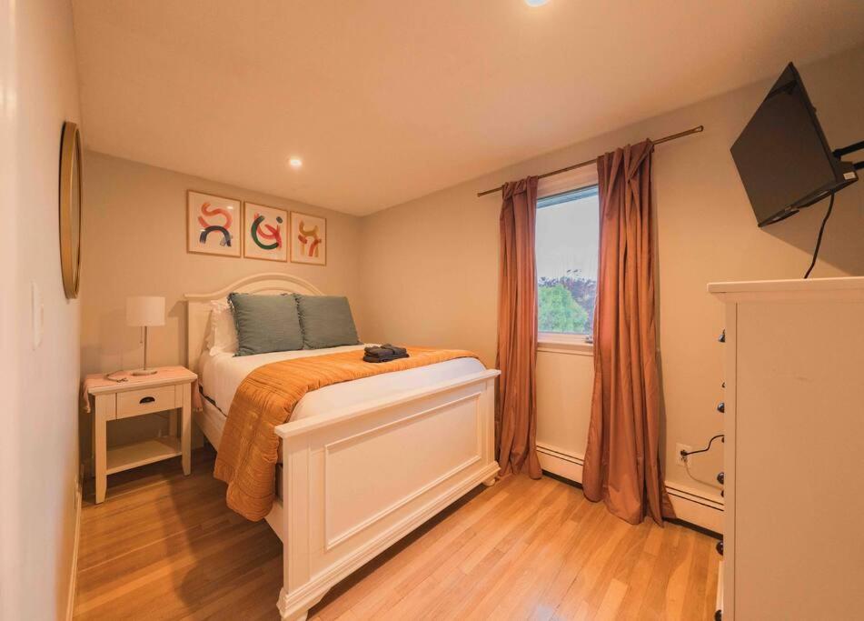 Boston Vacations - Boston Luxury 3BR-Near Airport-Beach - Property Image 2