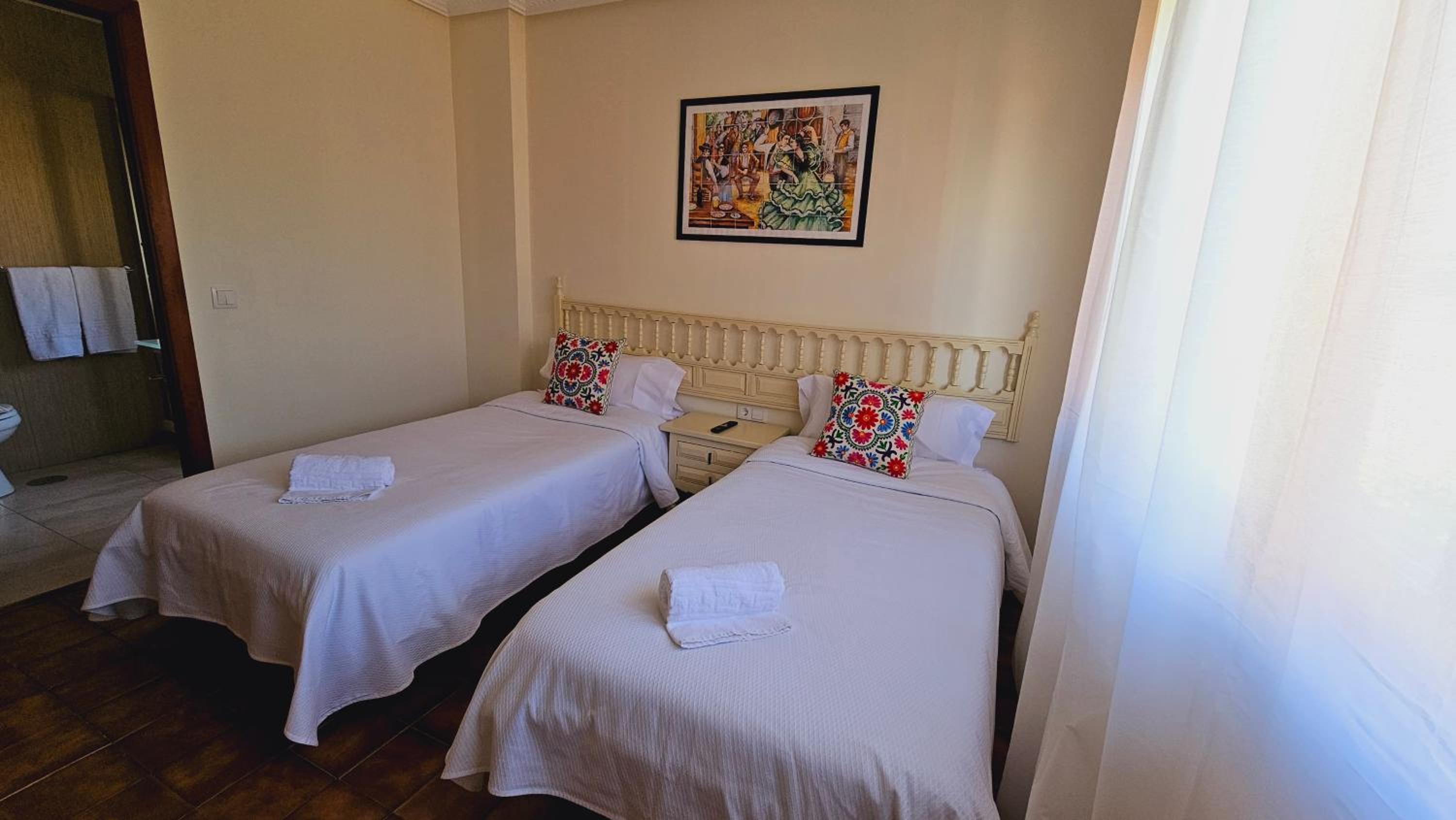 Oliva Rooms 3000