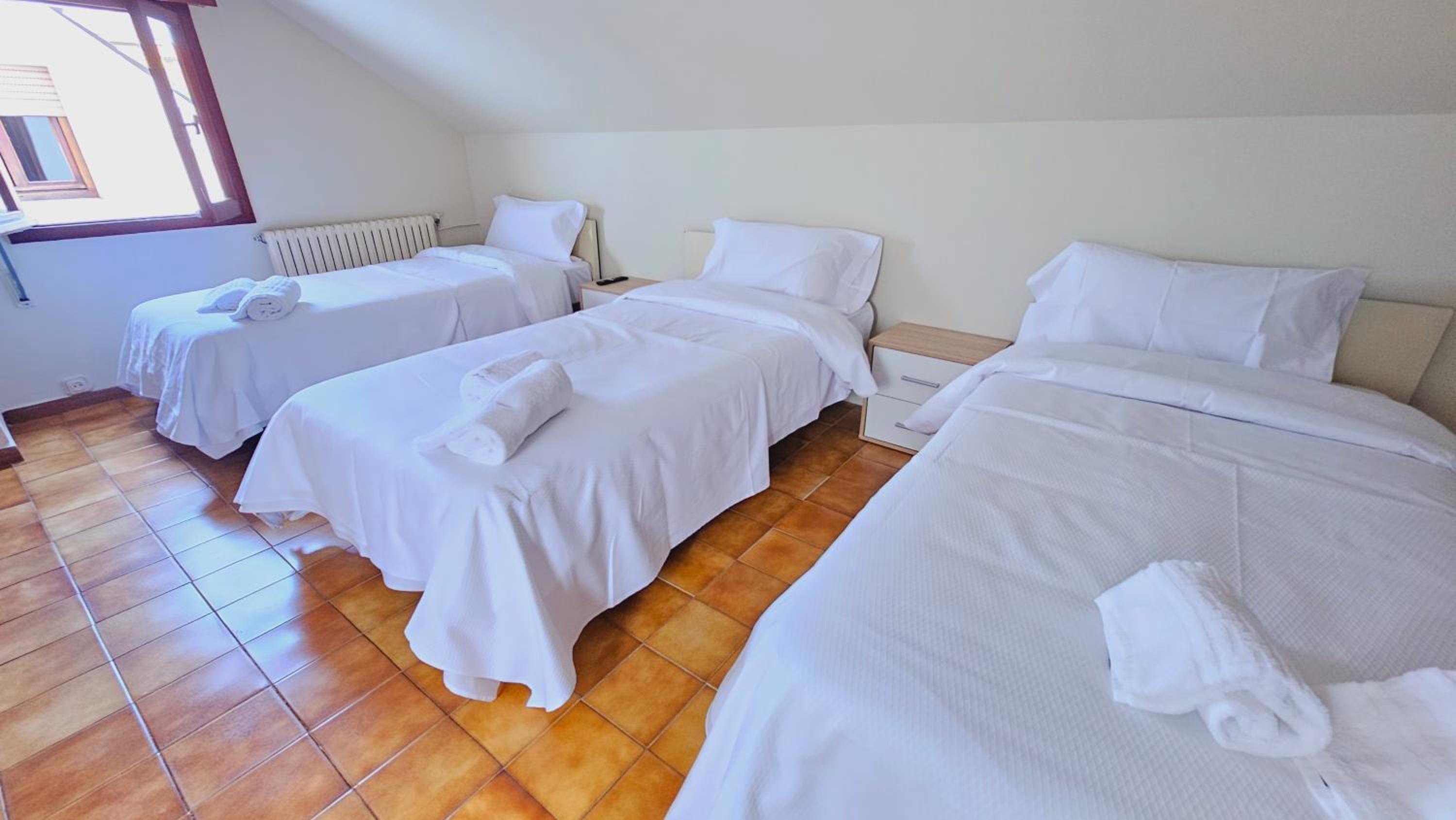 Oliva Rooms 3000