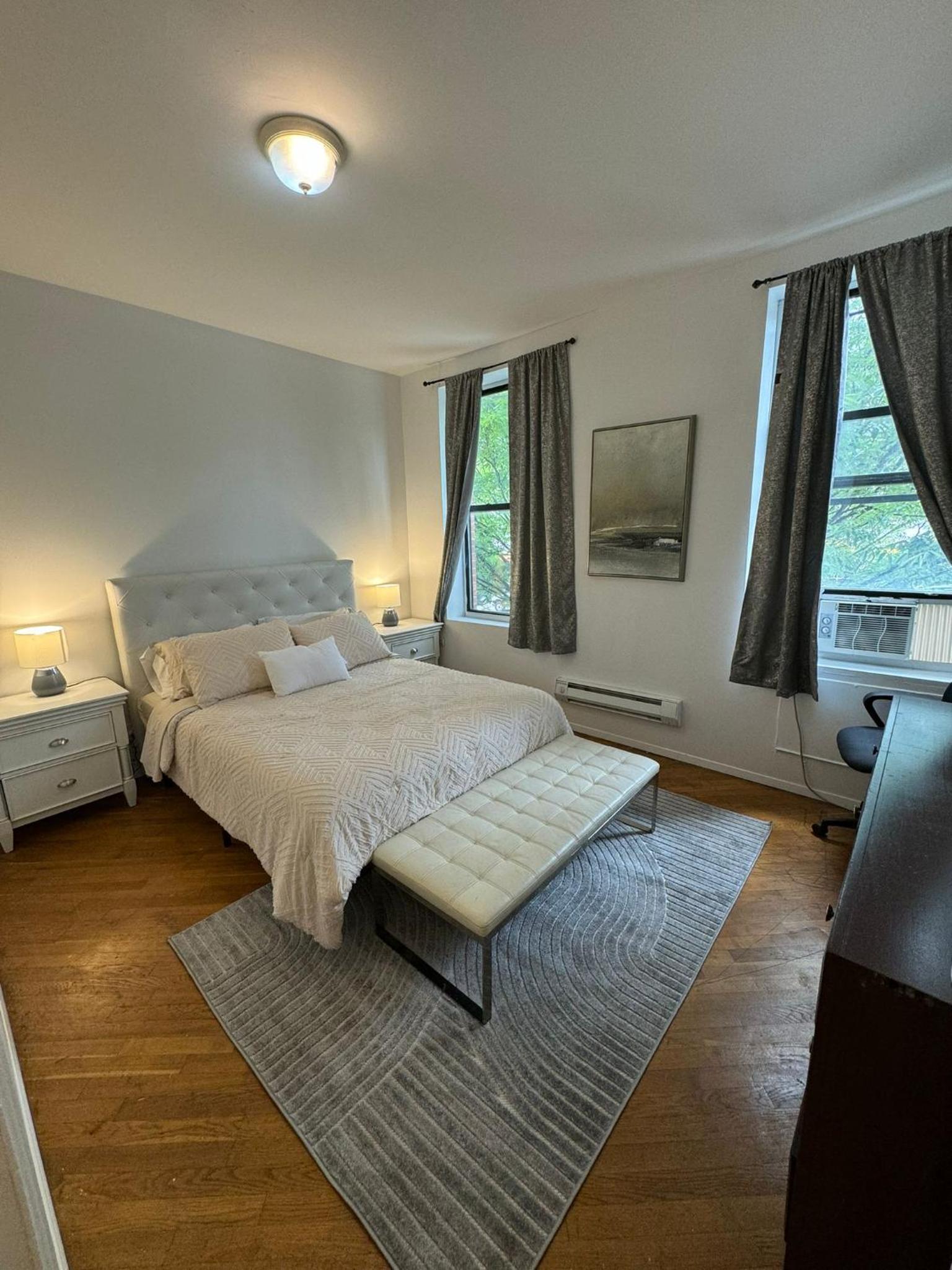 Bright 3-Bedroom Apartment in East Harlem!