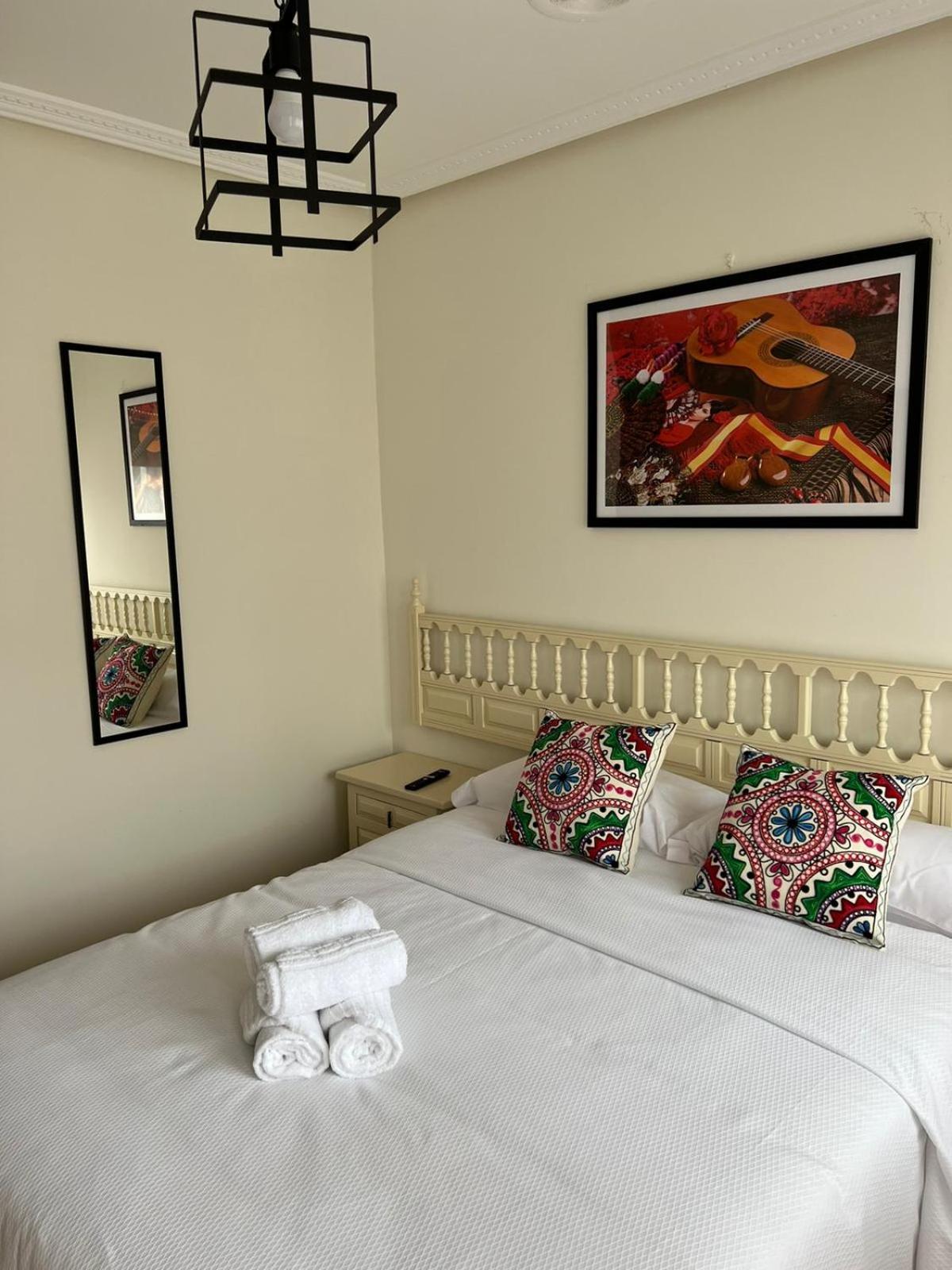 Oliva Rooms 3000