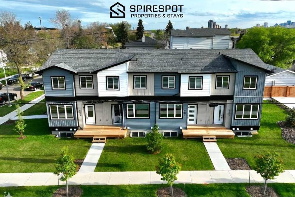Beautiful 3 bedroom In downtown