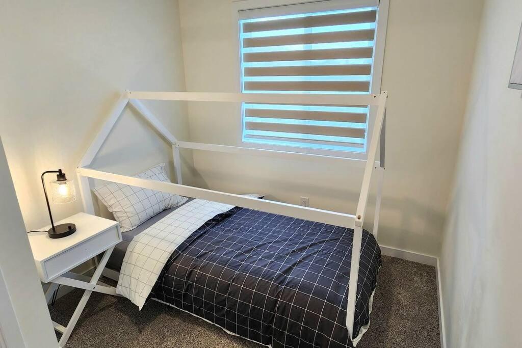 Beautiful 3 bedroom In downtown