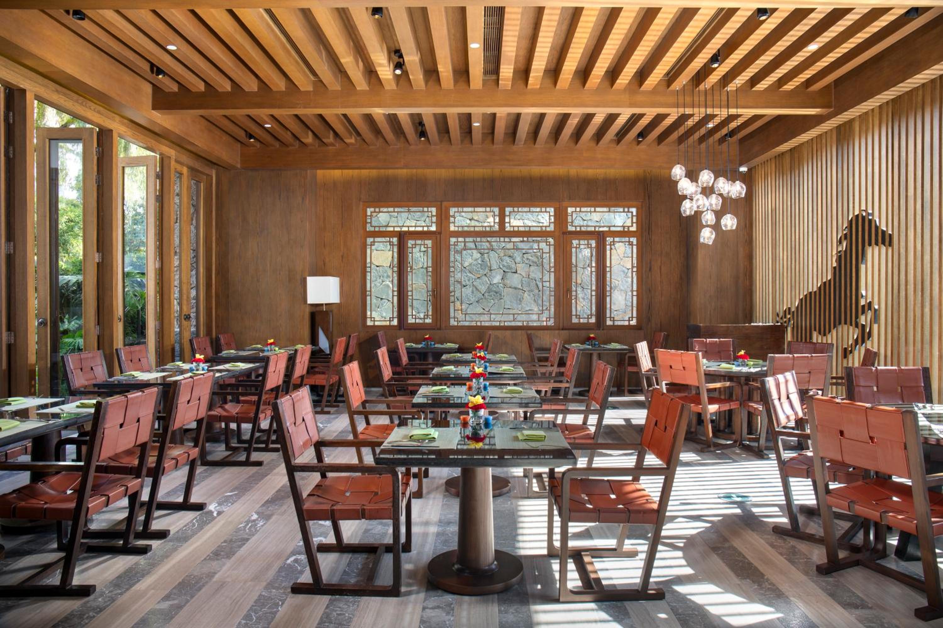 Hotel Indigo Lijiang Ancient Town by IHG