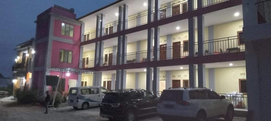 Hotel FX72 Labuan Bajo Hotel