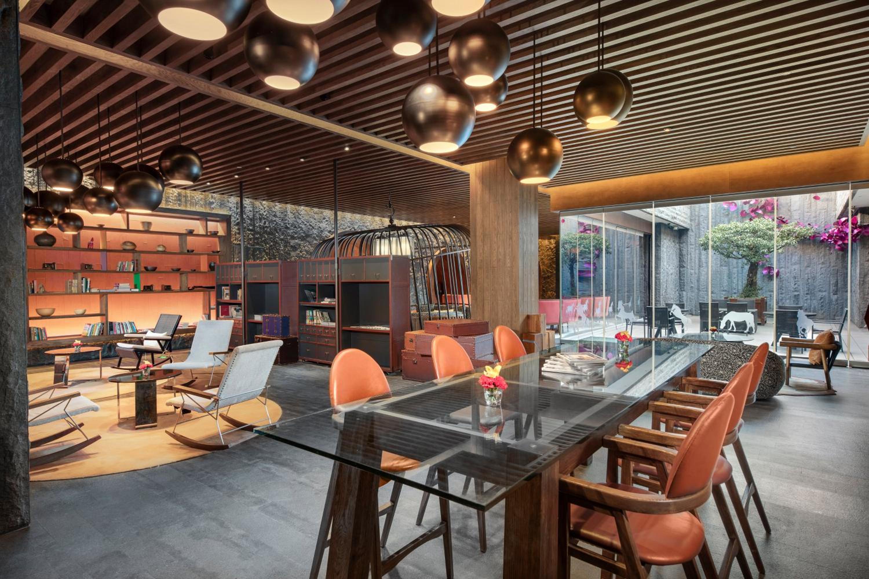 Hotel Indigo Lijiang Ancient Town by IHG