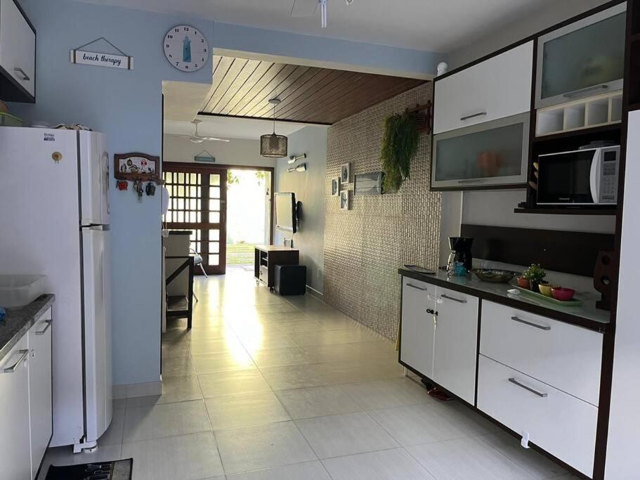 Linda Casa em Juquehy - Condomínio com Piscina