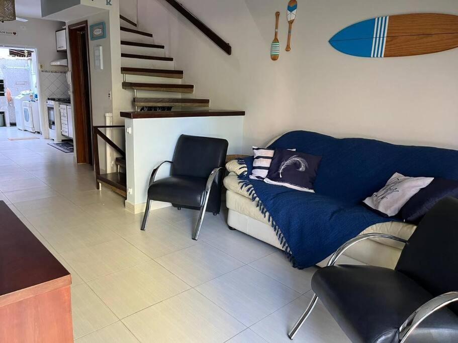 Linda Casa em Juquehy - Condomínio com Piscina