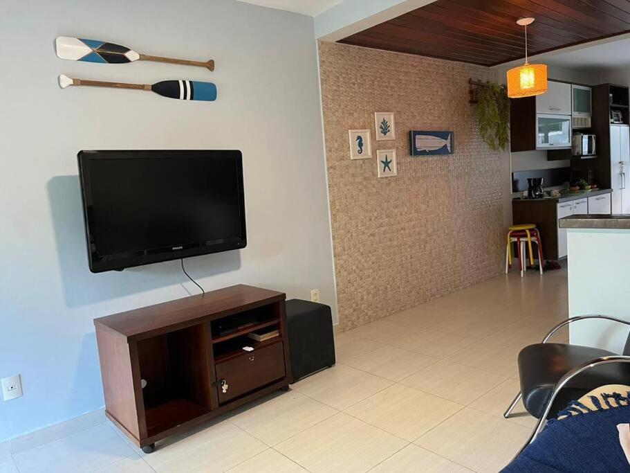 Linda Casa em Juquehy - Condomínio com Piscina