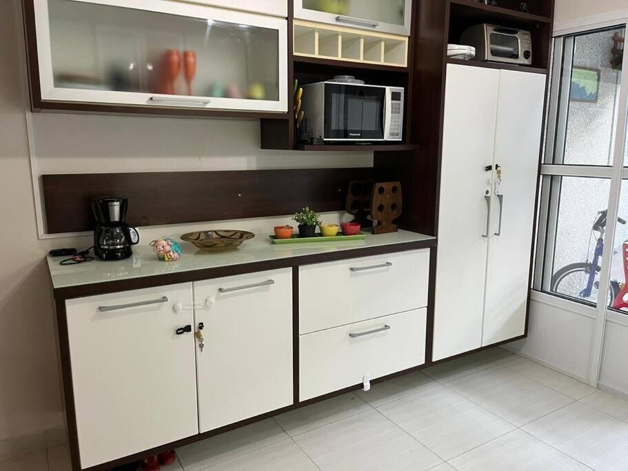 Linda Casa em Juquehy - Condomínio com Piscina
