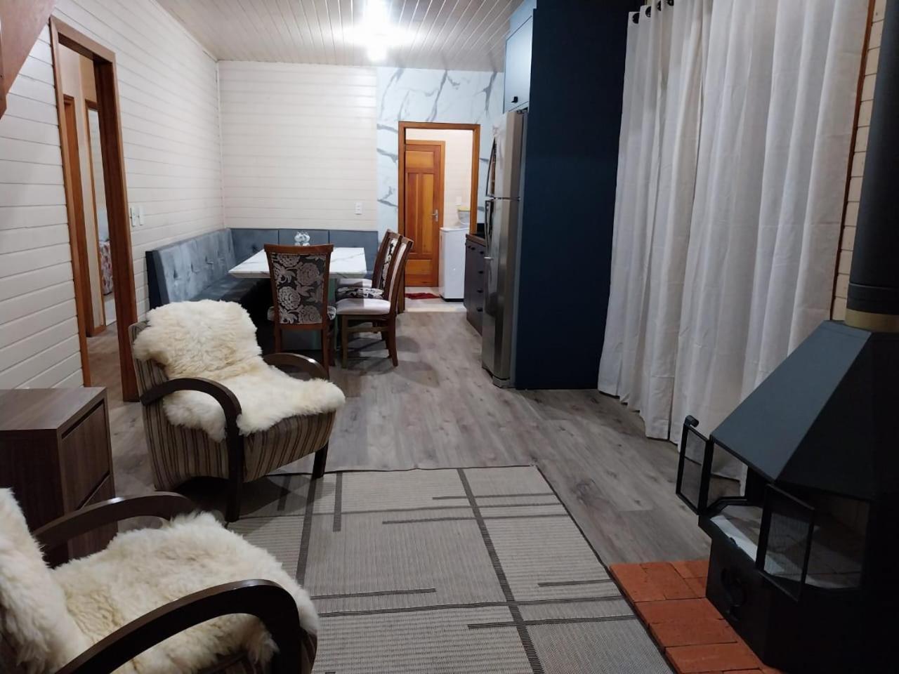 Super Casa de 3 Quartos ao Lado da Igreja Matriz