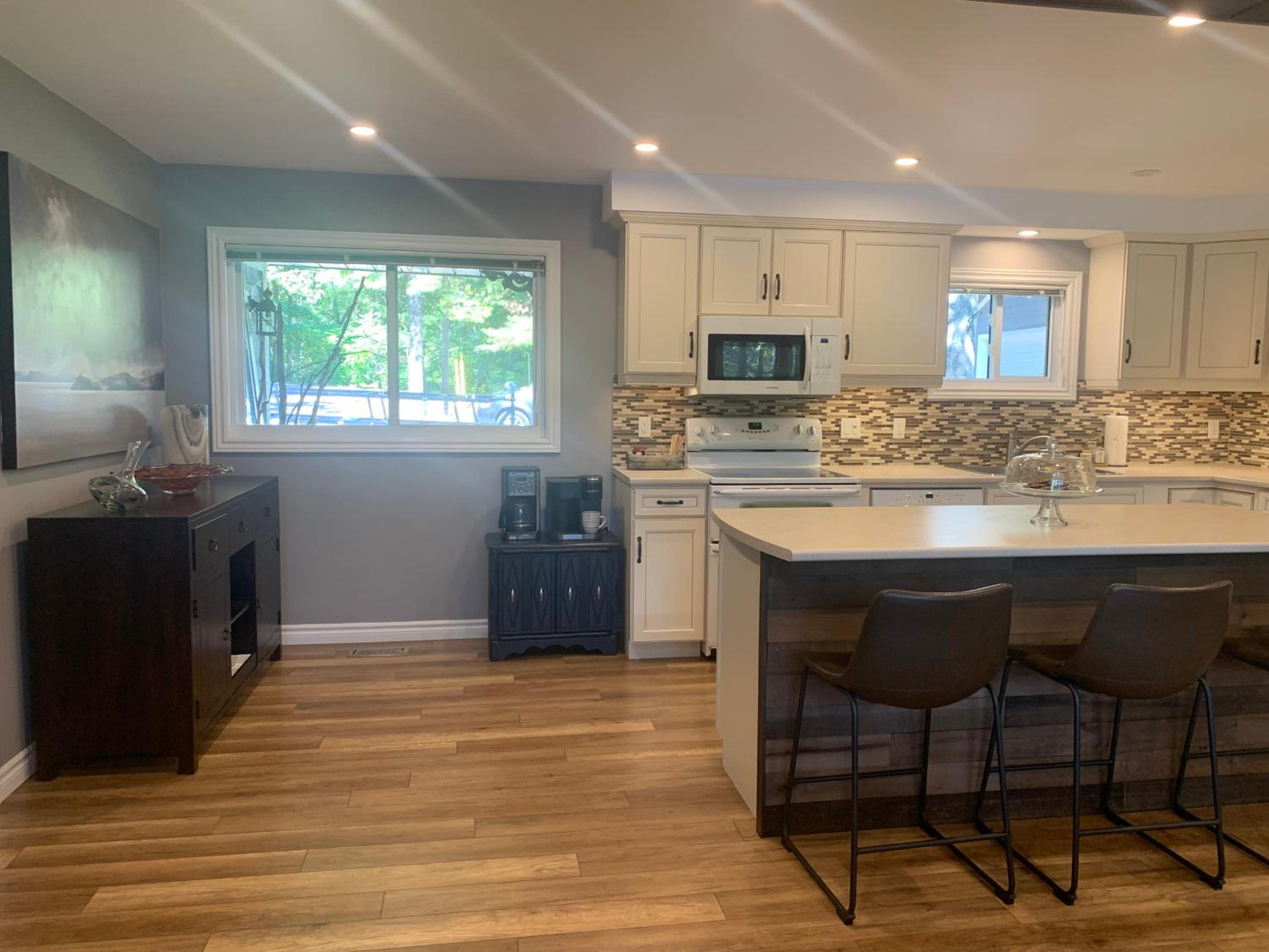 5 Bedroom Kennebec Lake House with 3 King Beds