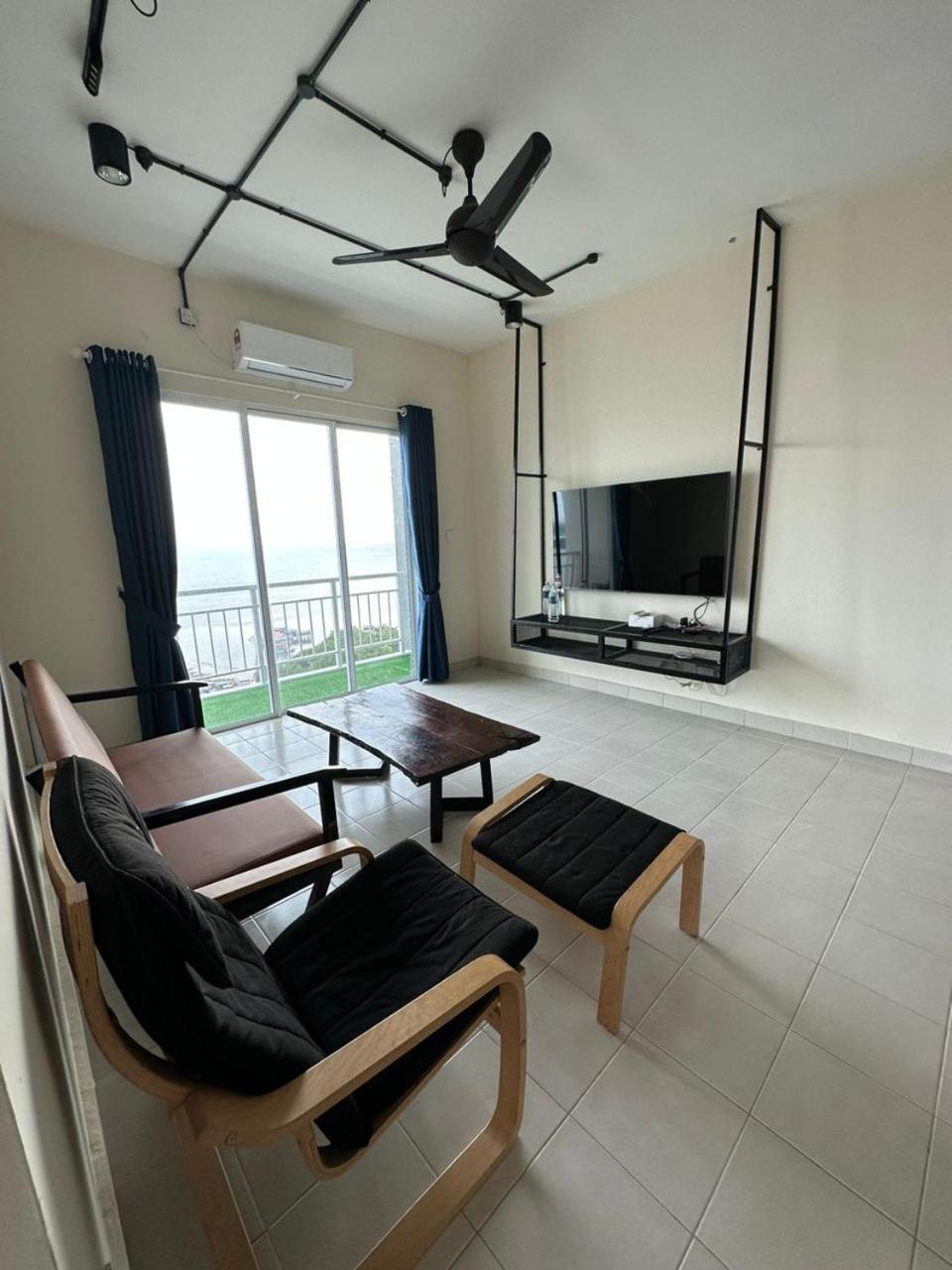 The Cove Homestay Sandakan - seaview photo 6
