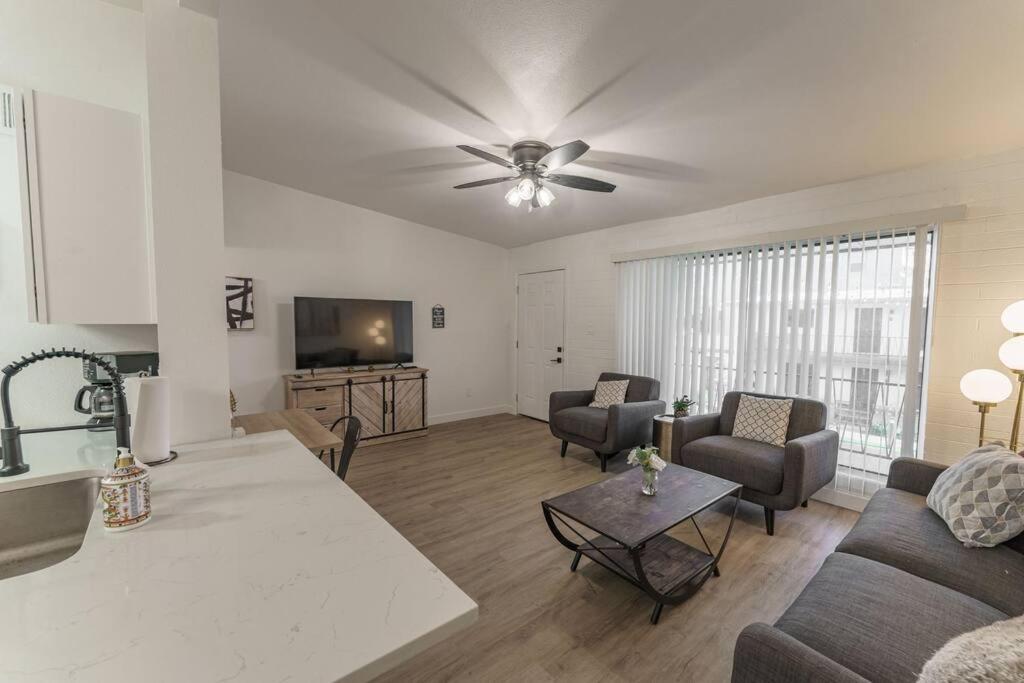 Central Old Town Scottsdale 2 BR, Fountain View view 2