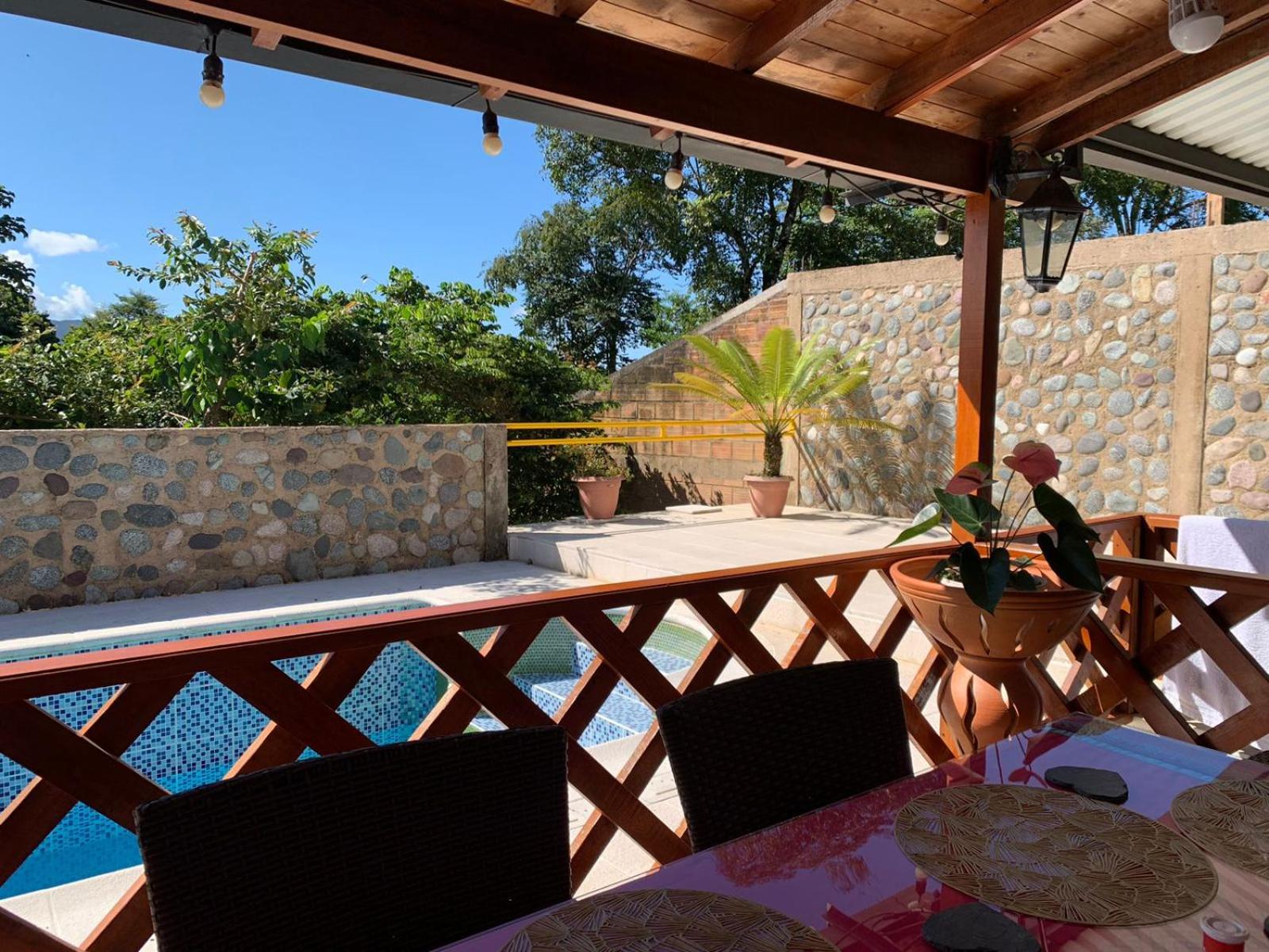 Birdsong lodge