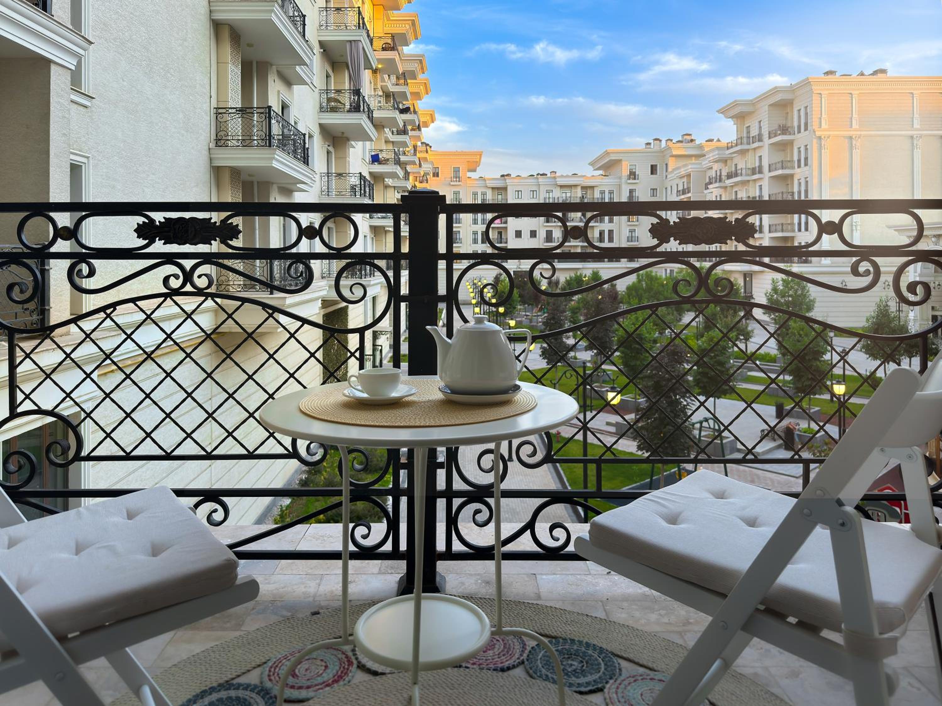 King Bed SUITE in Tashkent CITY view 2