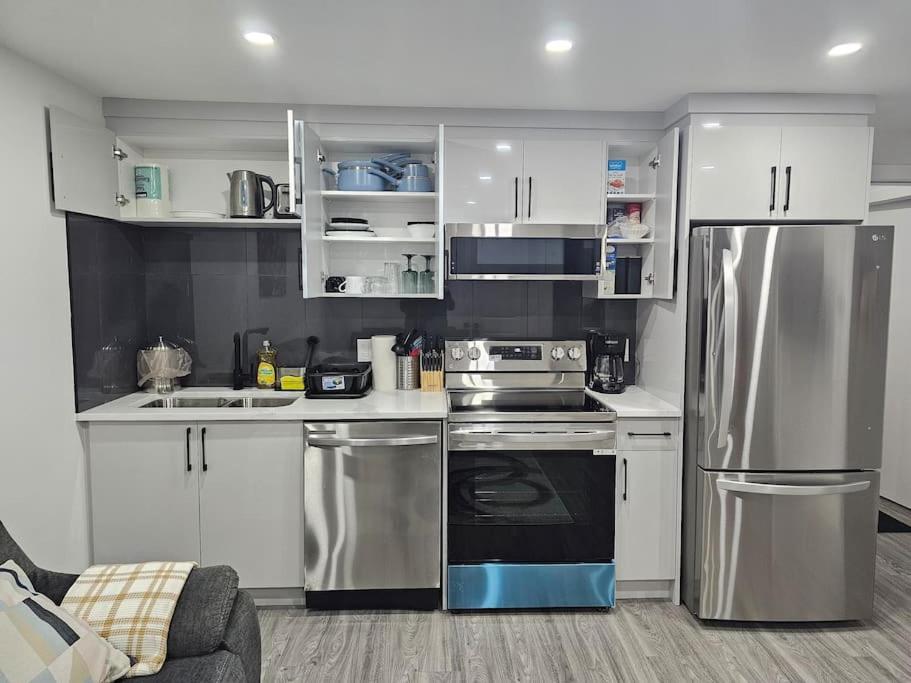 Lovely 2 Bedroom Suite in Calgary