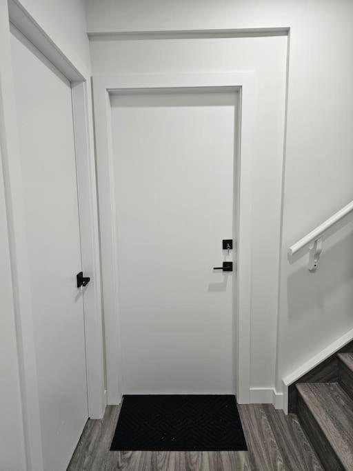 Lovely 2 Bedroom Suite in Calgary
