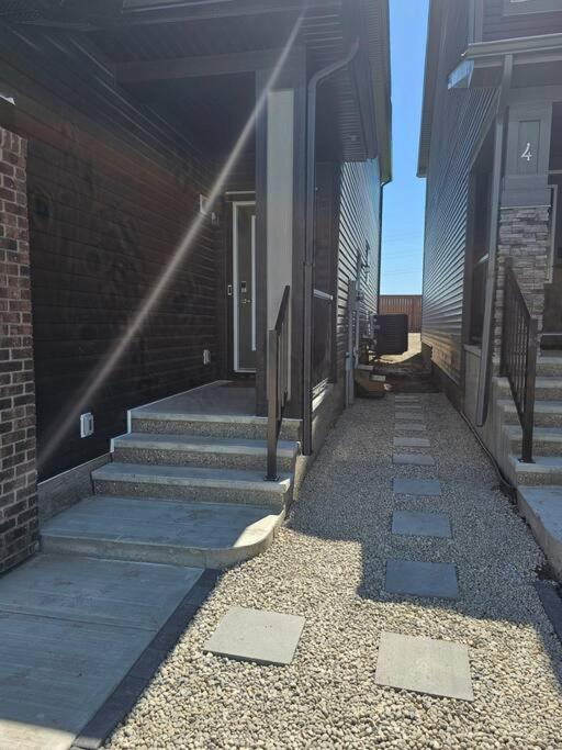 Lovely 2 Bedroom Suite in Calgary
