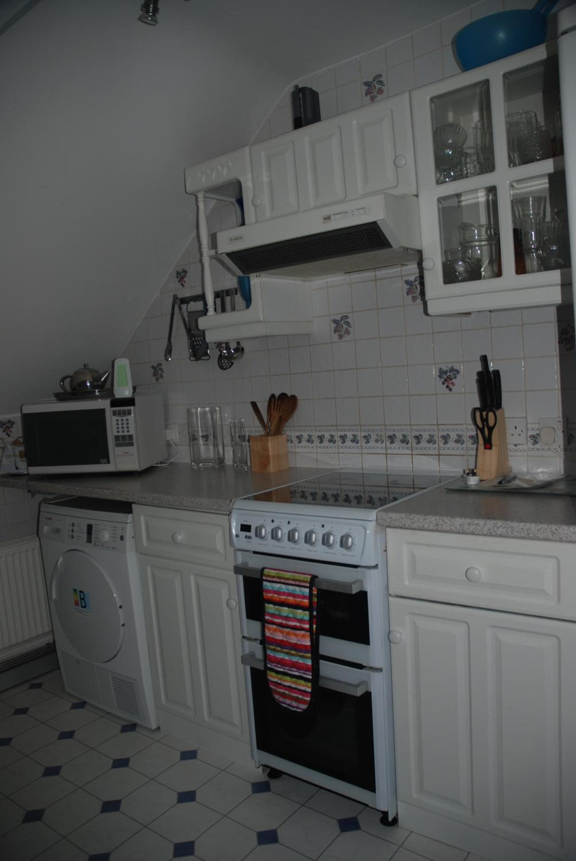 Discoveries House