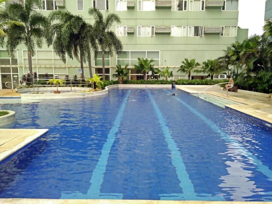 1BR Condotel Ridgewood Towers Taguig City #RW01 view 5