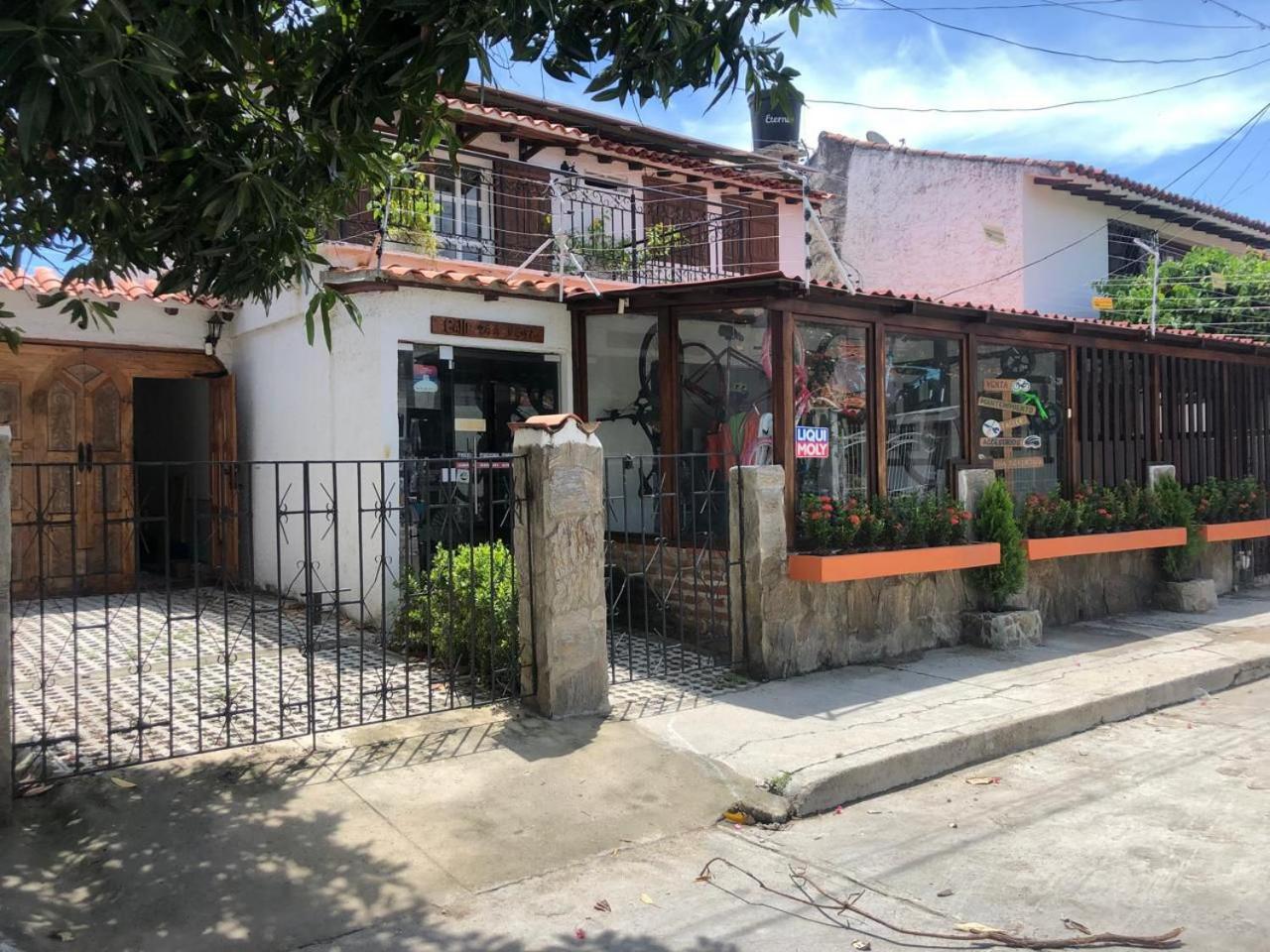 Aparta estudio Centro Histórico Santa Marta