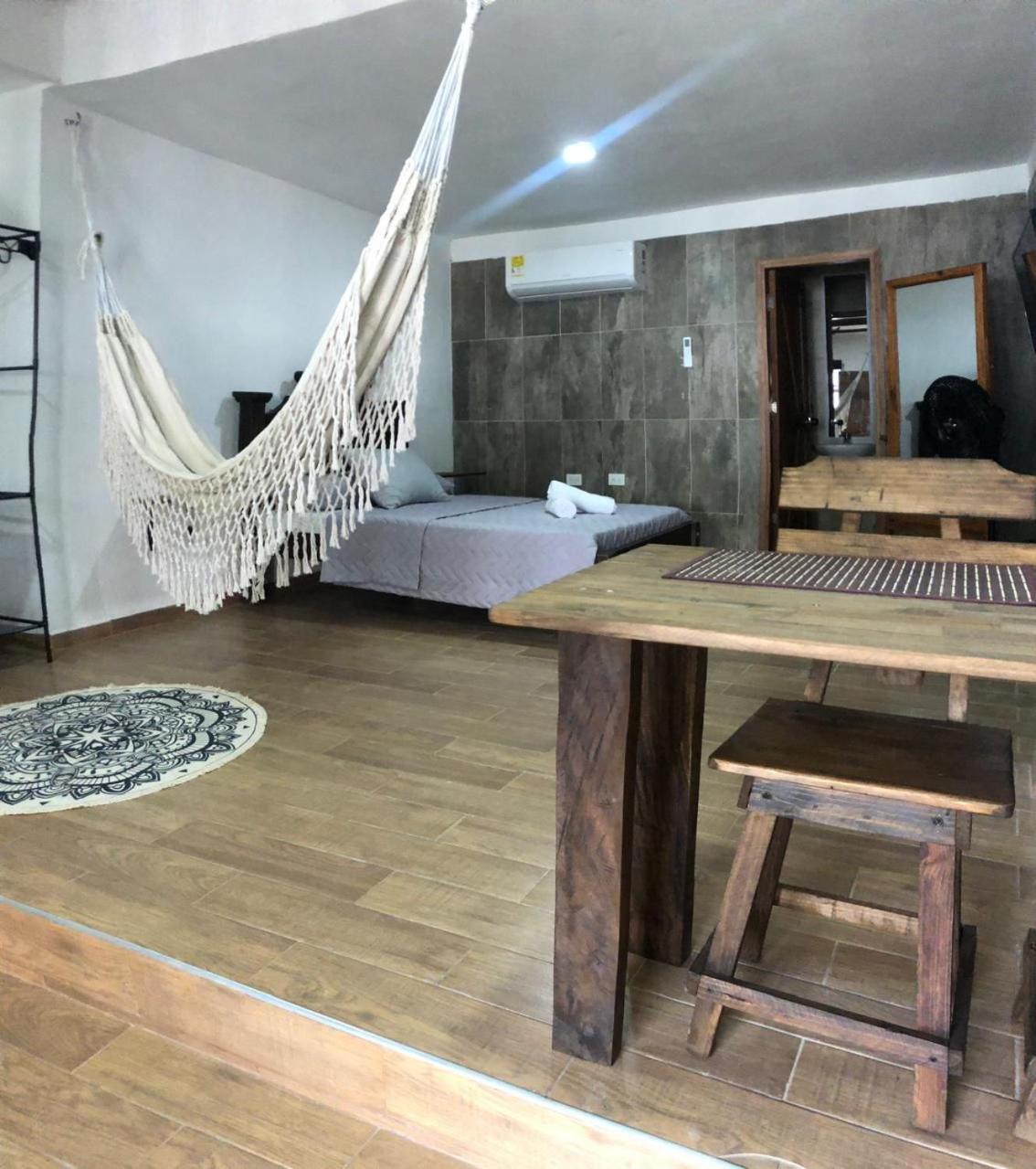 Aparta estudio Centro Histórico Santa Marta