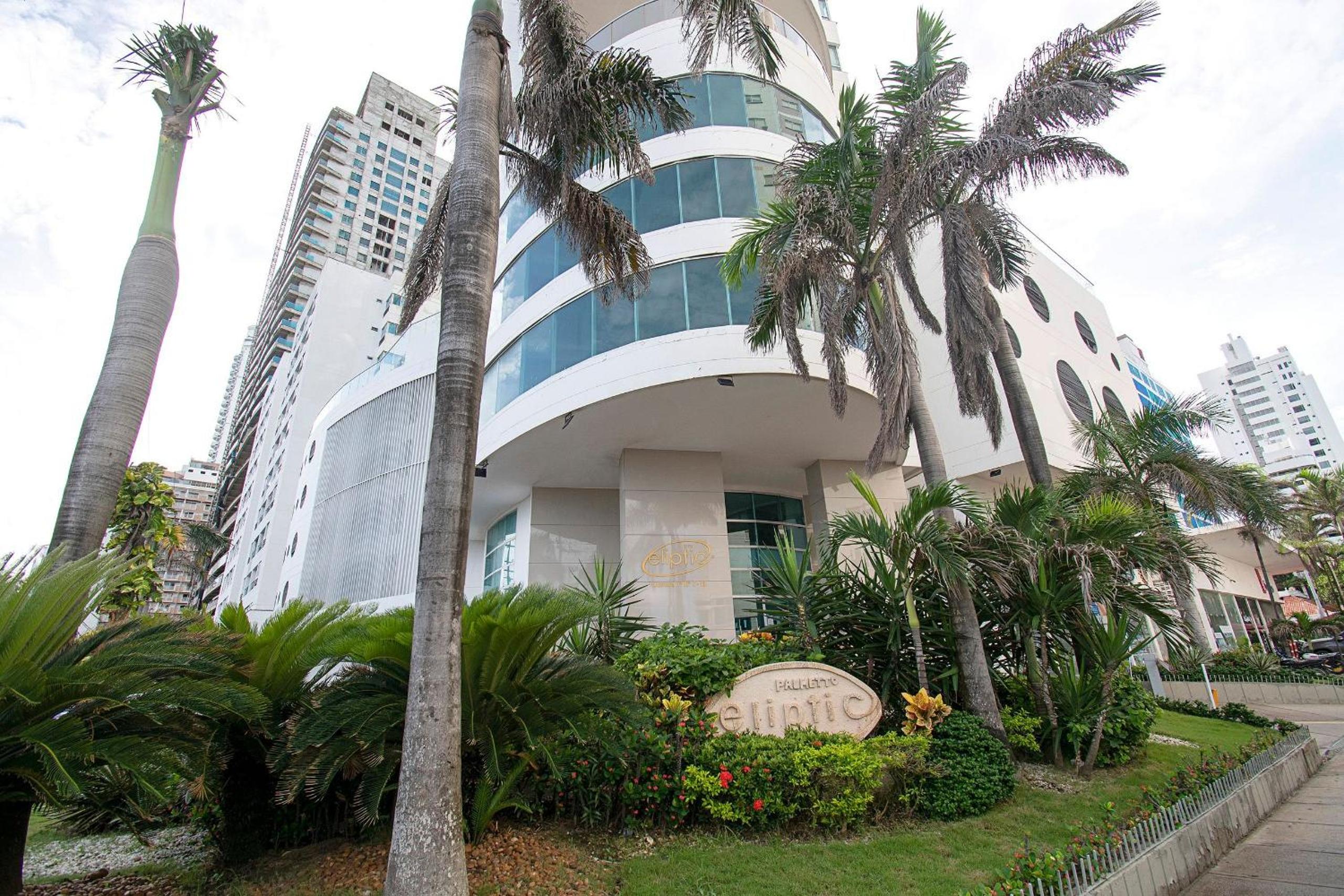 U-GO Palmetto Eliptic - Comfort and Style in Cartagena