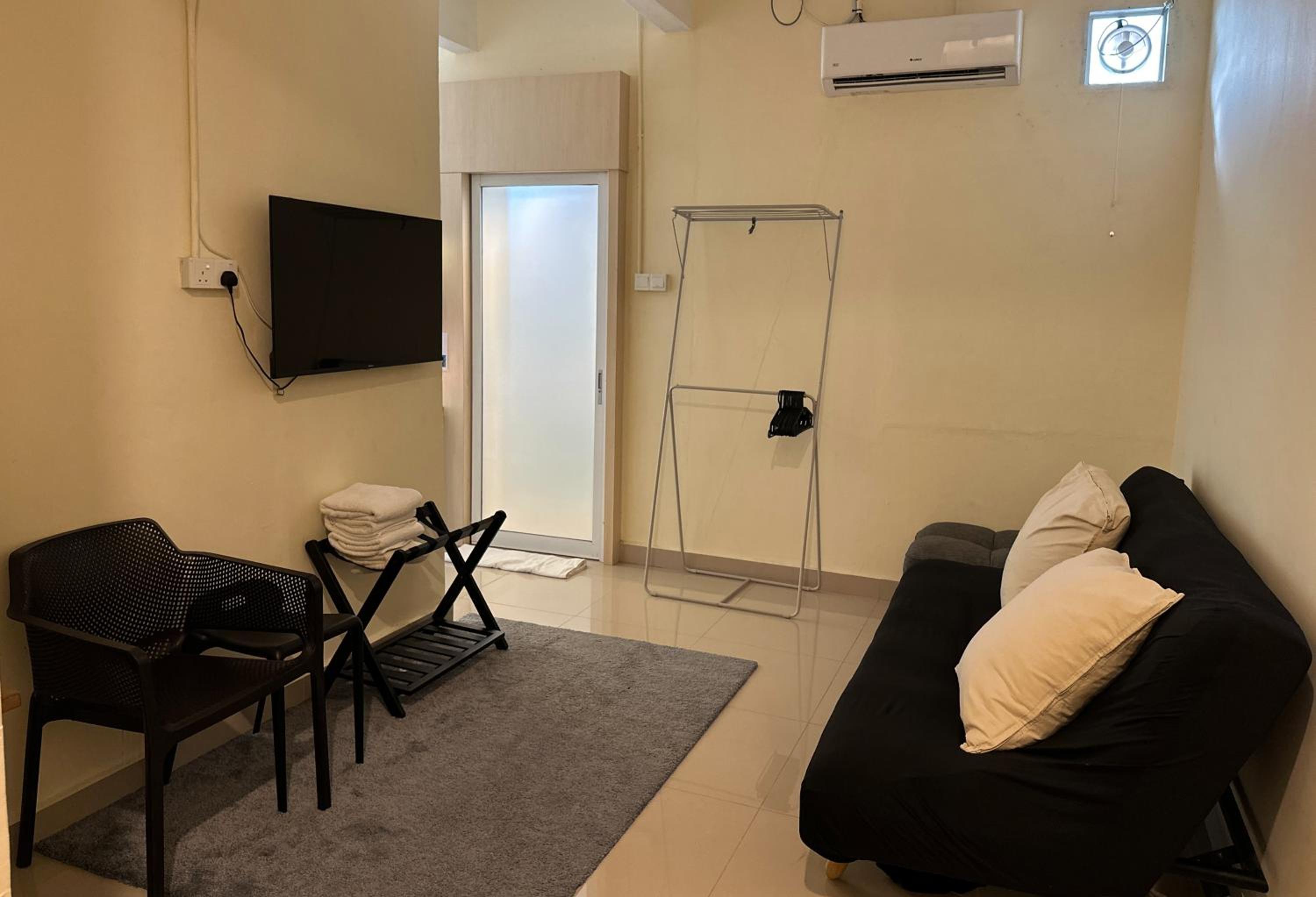 Nibong Tebal Studio Home Stay photo 8