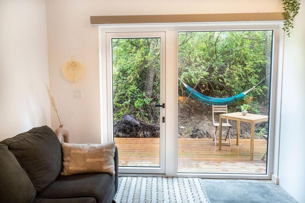 White Haus 2 - Rainforest heaven close to beaches